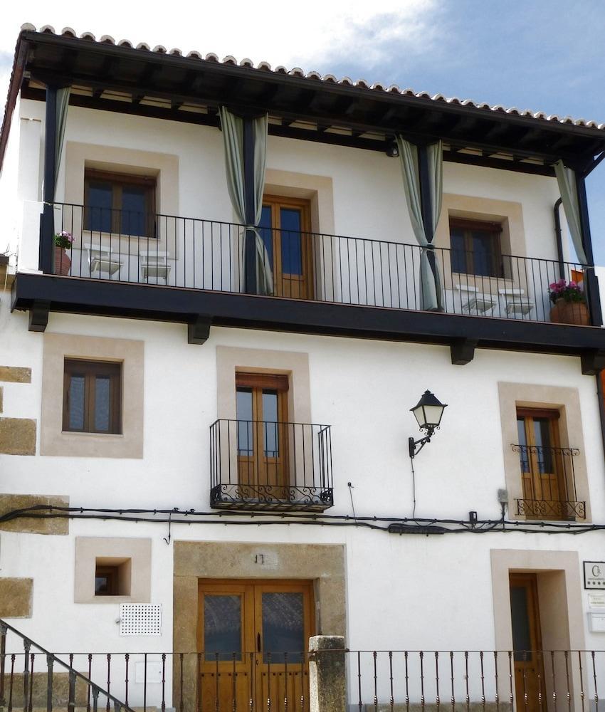 Apartamentos Rurales Entre Fuentes 쿠아코스 데 유스테 외부 사진